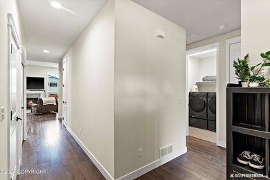 06-DSC0840703