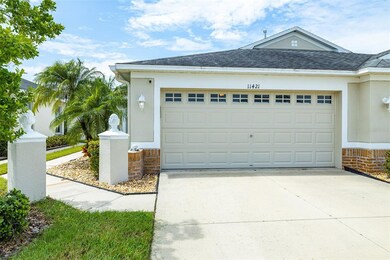 11421 Cambray Creek Loop, Riverview, FL 33579 - photo 2