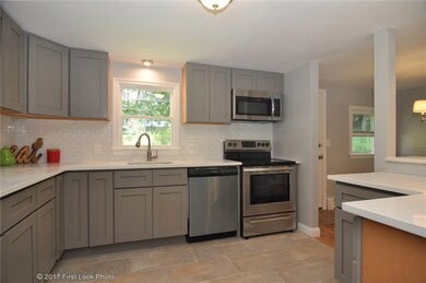 154 Star Ave, Woonsocket, RI 02895 - photo 5