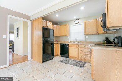 3022 Traymore Ln, Bowie, MD 20715 - photo 5