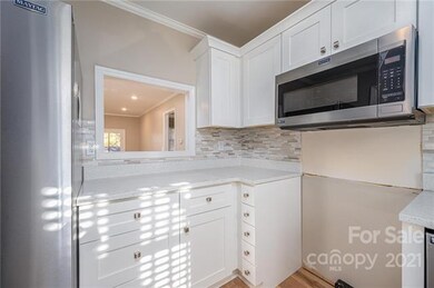 239 Ramsey Ct, Statesville, NC 28677 - photo 3