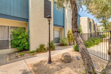 2946 N 14th St unit 21, Phoenix, AZ 85014 - photo 2