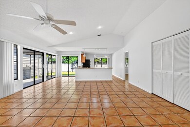 2515 Bedford Mews Dr, Wellington, FL 33414 - photo 4