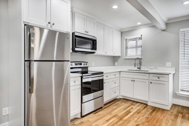 2023 Huldy St unit 3, Houston, TX 77019 - photo 2