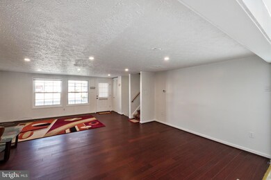 6225 Wilmington Dr, Burke, VA 22015 - photo 2