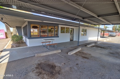 310 W Frontier St, Eloy, AZ 85131 - photo 2