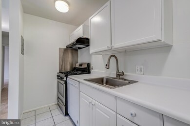 3842 Bel Pre Rd unit 3842-7, Silver Spring, MD 20906 - photo 5