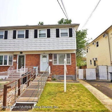 311 Chesterton Ave, Staten Island, NY 10306 - photo 2