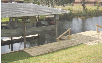 100 Dixie Ave, Lake Placid, FL 33852 - photo 5