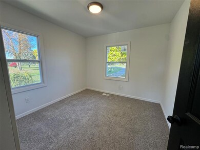 1393 W Stanley Rd, Mount Morris, MI 48458 - photo 5