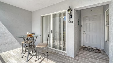 6611 Stone River Rd unit 103, Bradenton, FL 34203 - photo 5