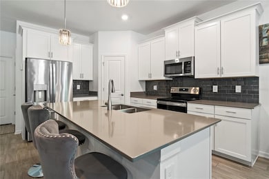 2942 Camden Way, Davenport, FL 33837 - photo 6