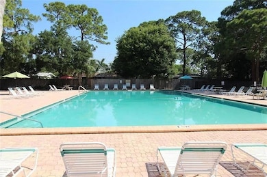 Huge Pool