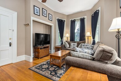 234 Rockland St unit 1, Portsmouth, NH 03801 - photo 5