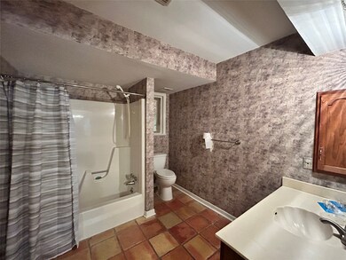 3205 Sycamore Ave, Bay City, TX 77414 - photo 7