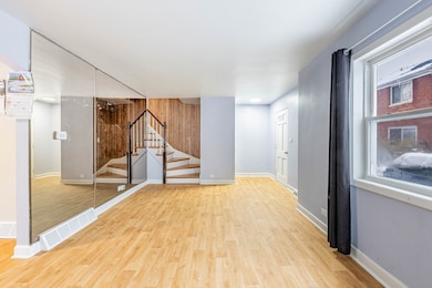 3941 W Ainslie St, Chicago, IL 60625 - photo 6