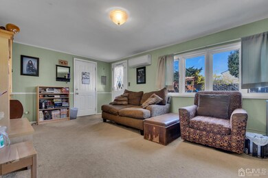 1st Floor Family room, direct access to garage & yard