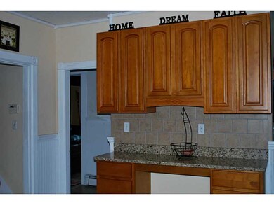 Kitchen. Nice Side Counters for Your Coffee Statio