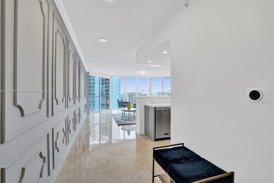 La Perla Ocean Residences unit 1908, Sunny Isles Beach, FL 33160 - photo 4