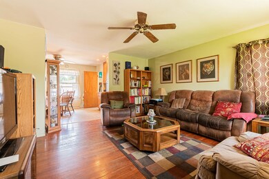 2301 Cedar St, Rolling Meadows, IL 60008 - photo 5