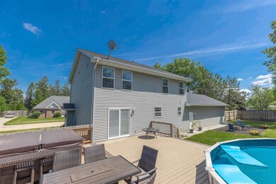 208 N Highland Dr, Cedar Falls, IA 50613 - photo 7
