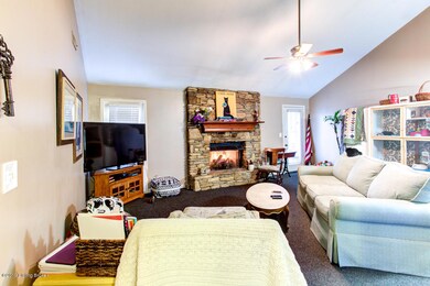 6805 Beard Ct, Louisville, KY 40228 - photo 4