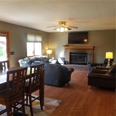 2865 Fox Ridge Cir, Columbus, IN 47203 - photo 7