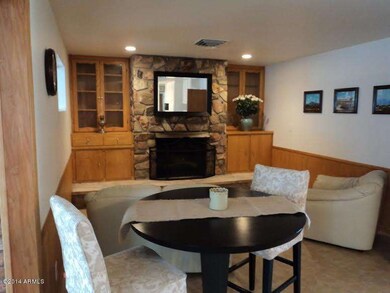 Hawes lfamily room