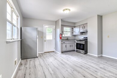 204 Wilton Ave unit A, Middlesex, NJ 08846 - photo 2