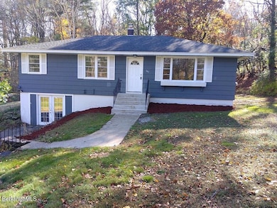 263 Barker Rd, Pittsfield, MA 01201 - photo 2