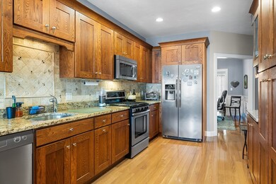 4 Pine Ridge Dr unit 3, Medway, MA 02053 - photo 3