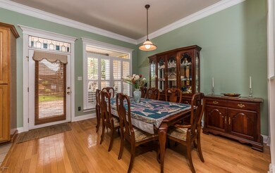 Dining Area 2