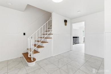 7 Oberlin Ct, Edison, NJ 08820 - photo 5