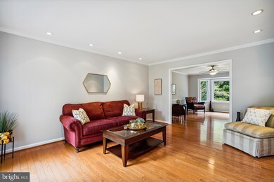 6926 Tolling Bells Ct, Columbia, MD 21044 - photo 7