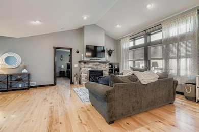 1517 Squirrel Way, New Richmond, WI 54017 - photo 5