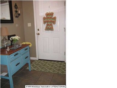 10153 Fox Chase Dr, Olive Branch, MS 38654 - photo 6