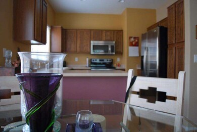 KITCHEN DINING AREA