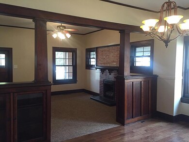 201 S 32nd St, Parsons, KS 67357 - photo 4