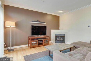 46355 Hobbs Square, Sterling, VA 20165 - photo 4