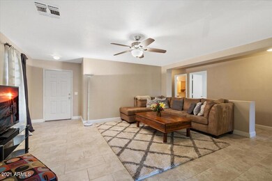 04-Living Room