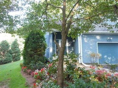 419 Fairway Village unit 419, Leeds, MA 01053 - photo 3