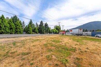 110 Hogue Dr, Selma, OR 97538 - photo 3