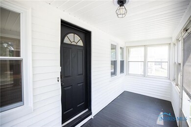 2032 Loxley Rd, Toledo, OH 43613 - photo 3