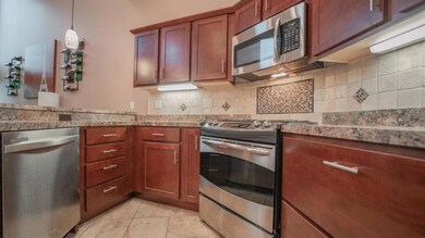 3023 W Palmer Ave, La Porte, IN 46350 - photo 4