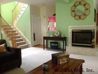 19 Dennis Dr, Clifton Park, NY 12065 - photo 4