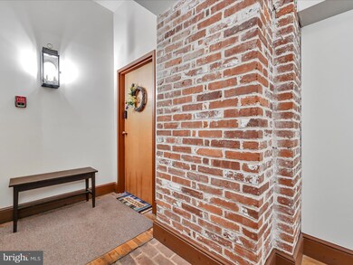 231 N Shippen St, Lancaster, PA 17602 - photo 4