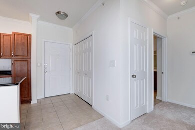 12900 Centre Park Cir unit 403, Herndon, VA 20171 - photo 3