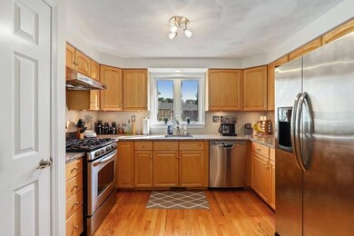 98 Francis St unit 2, Waltham, MA 02451 - photo 4