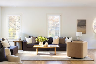 757 Washington St unit 2, Brookline, MA 02446 - photo 6