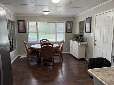 1604 W Childress St, Morrilton, AR 72110 - photo 4